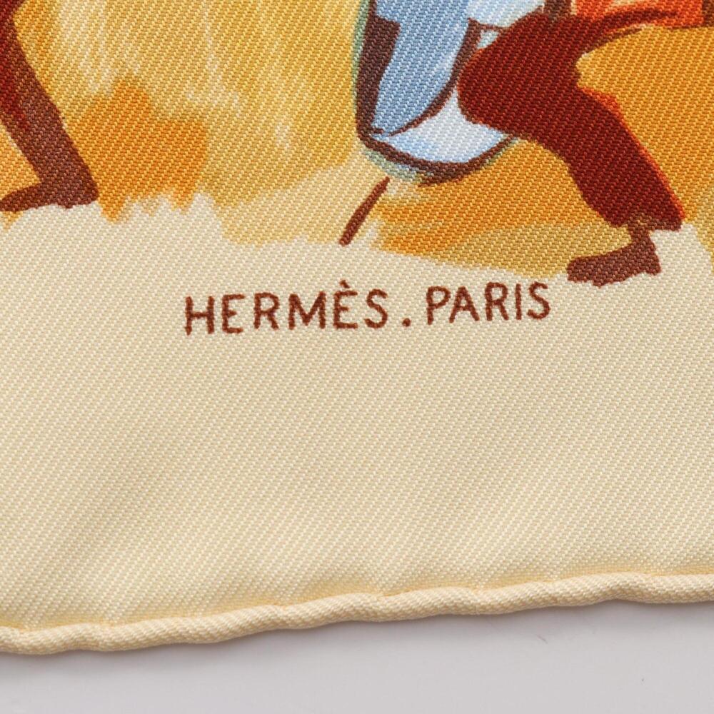 HERMES Cream Silk Scarf - Picture 6 of 6